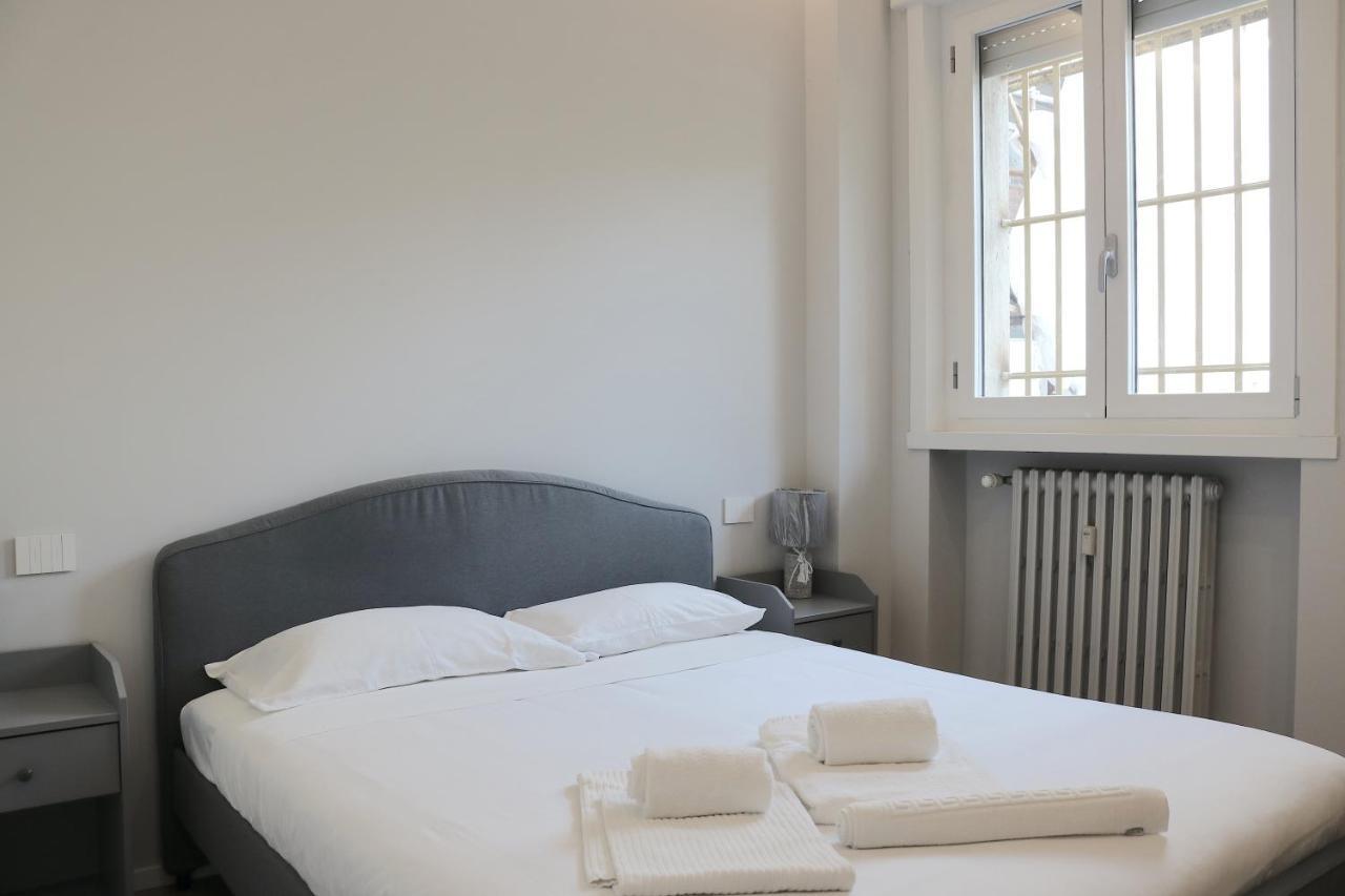 Via Savona Top Location Milan Bagian luar foto